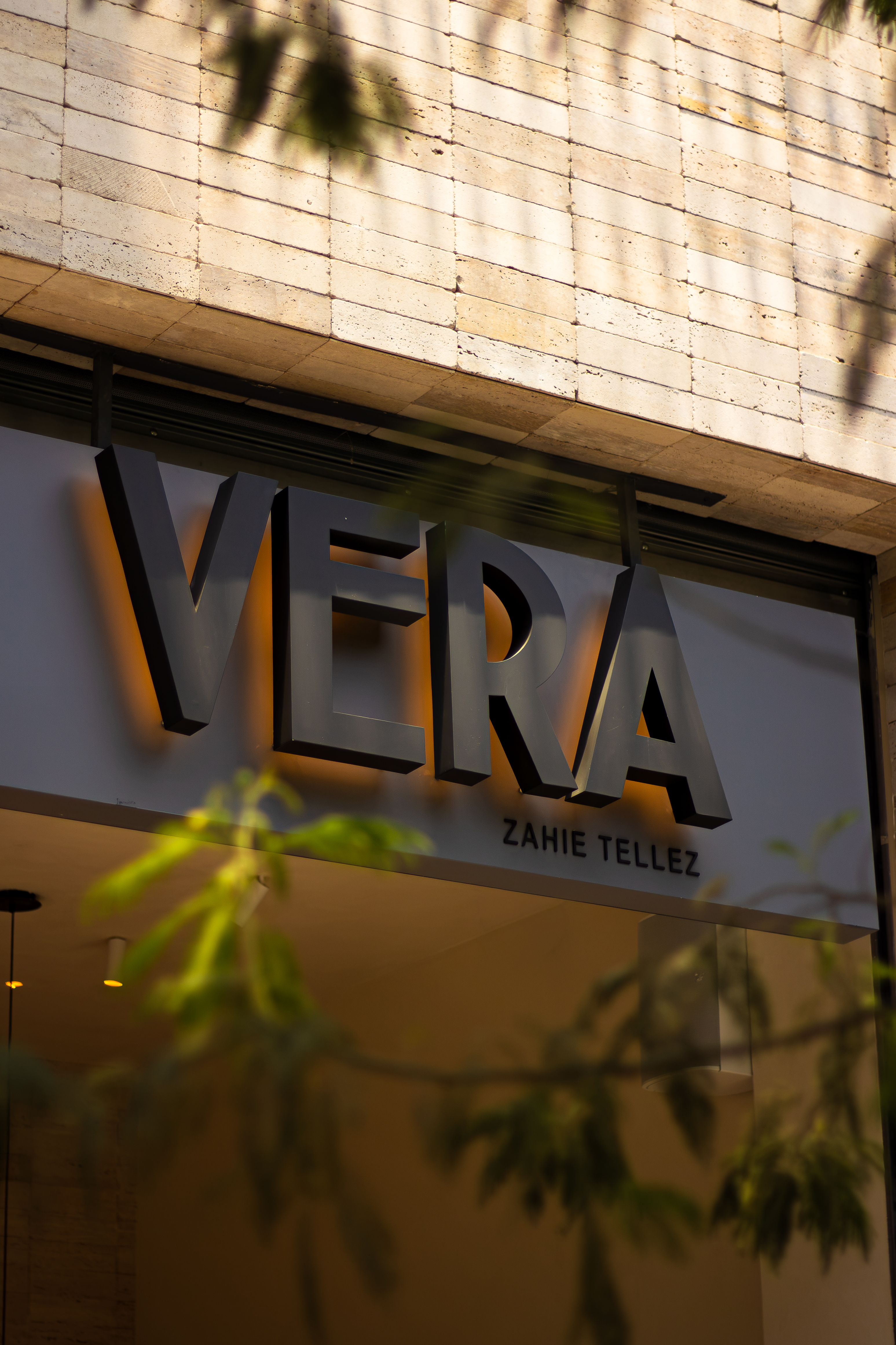 Mesa preparada en VERA